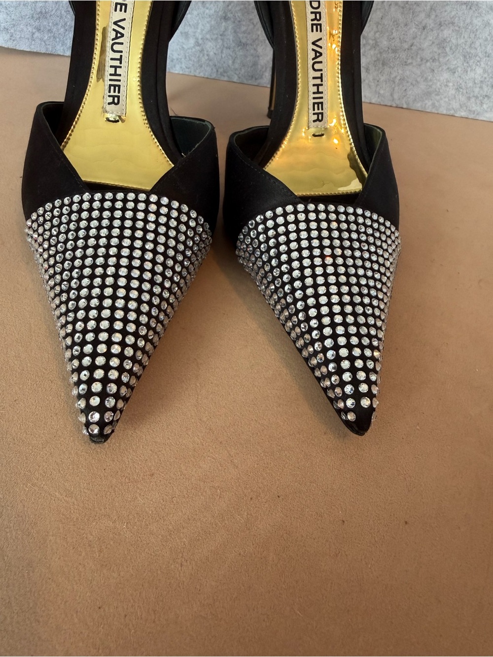 A Alexandre Vauthier Satin and Crystal Heels Size 39 - Picture 14 of 16